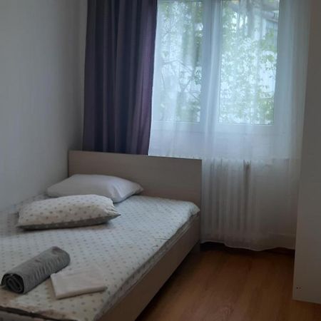 Alba Studio 106 Bucarest Esterno foto