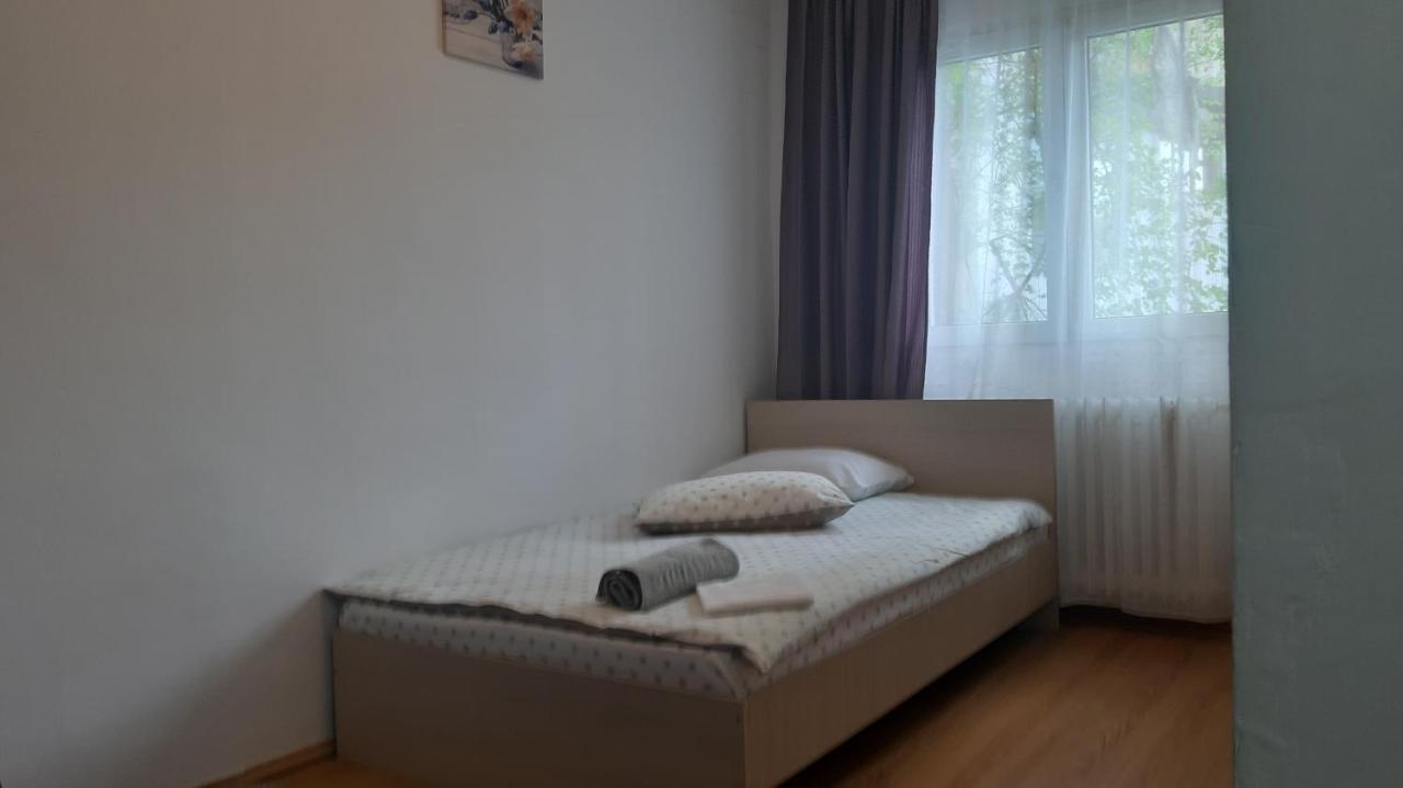 Alba Studio 106 Bucarest Esterno foto